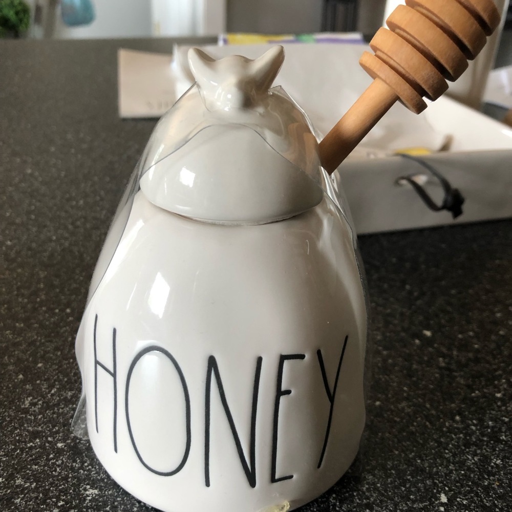 Rae Dunn honey container